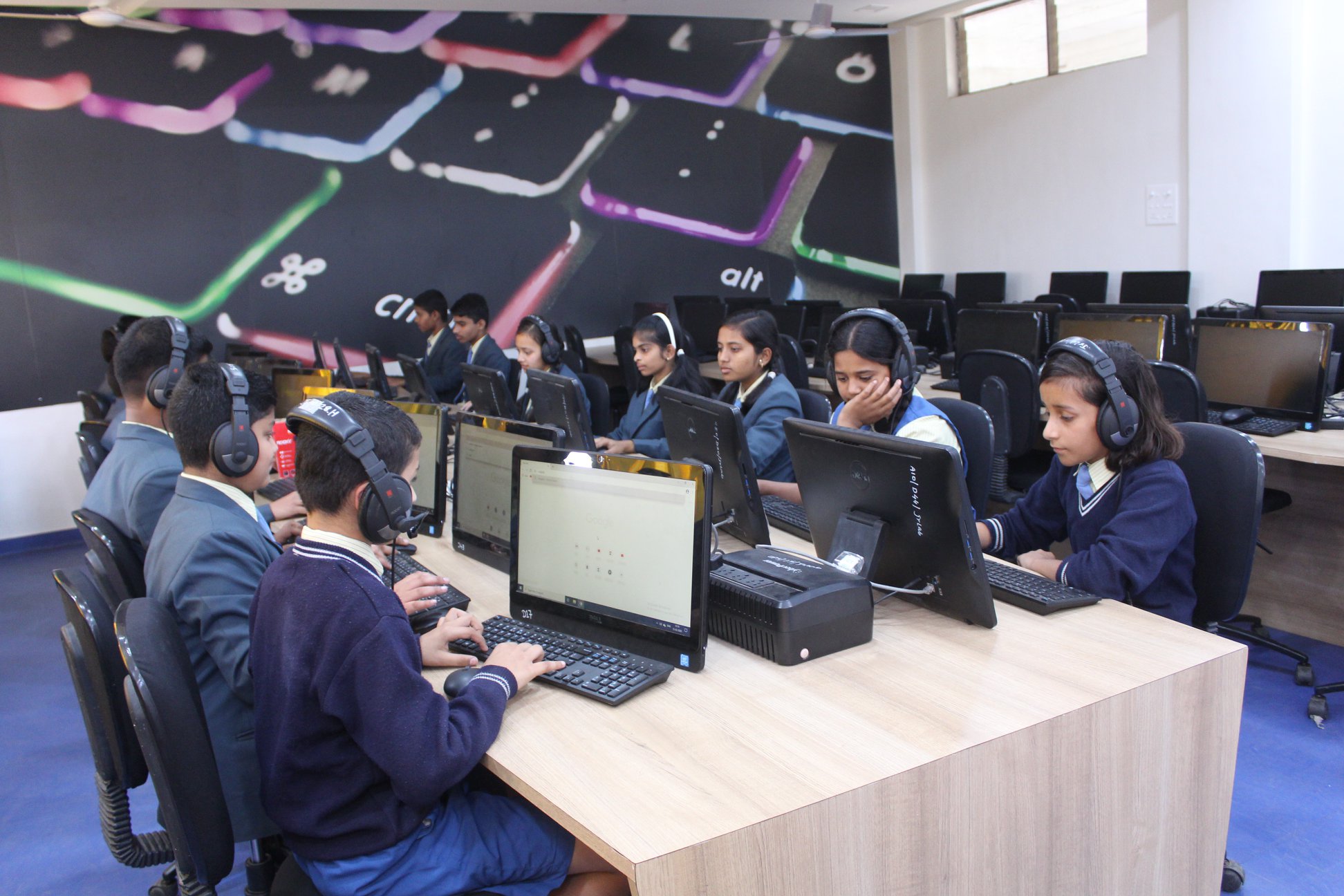 आत्मा मालिक गुरुकुल परिसर